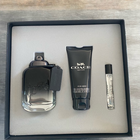 Coach Gift Set - Picture 3 of 3